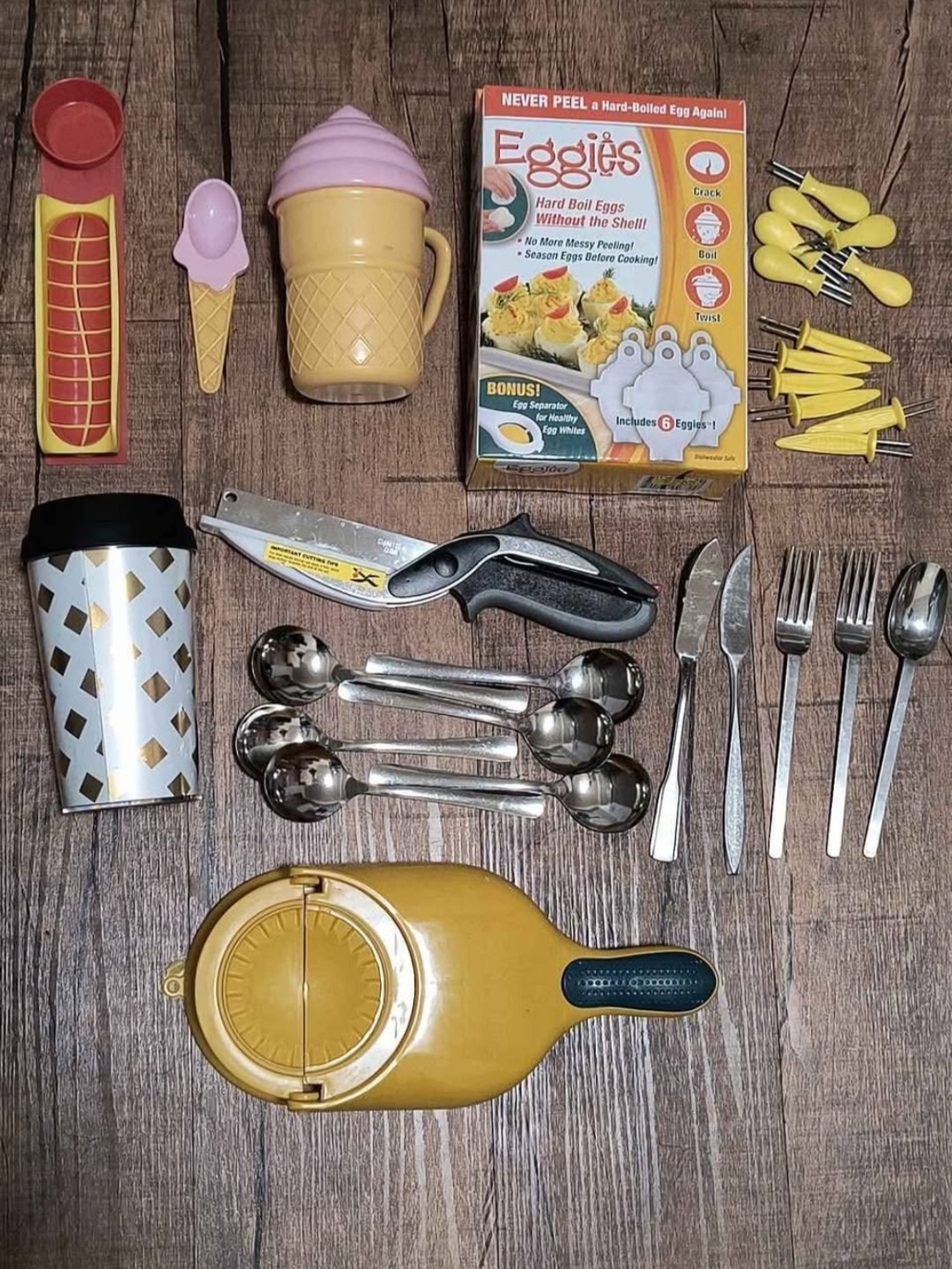 Kitchen Gadgets Lot - Picture 2 of 2